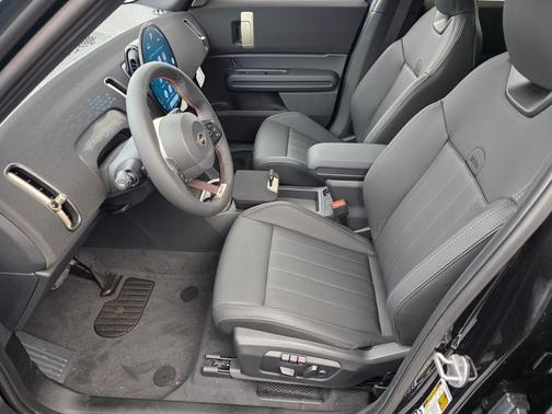 Midnight Black 2026 MINI Countryman S