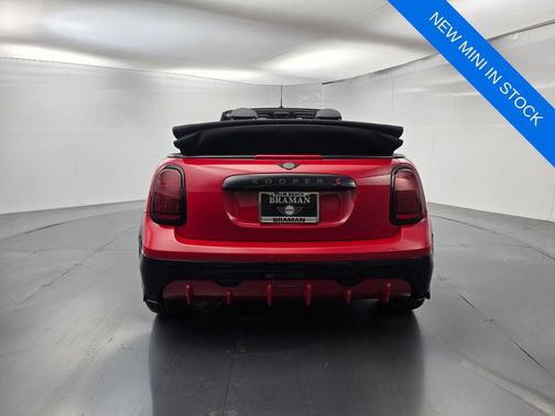 Chili Pepper Red 2026 MINI Convertible Cooper S