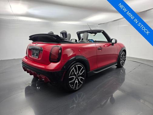 Chili Pepper Red 2026 MINI Convertible Cooper S