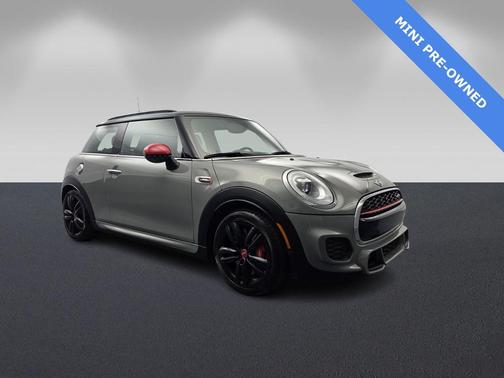 Moonwalk Gray Metallic 2018 MINI Hardtop John Cooper Works