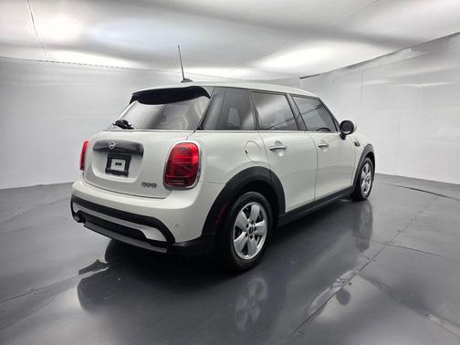 White Metallic 2024 MINI Hardtop Cooper