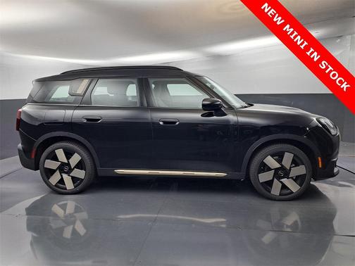 2025 MINI Countryman S