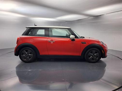 2023 MINI Hardtop Cooper