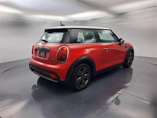2023 MINI Hardtop Cooper