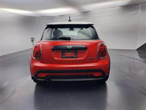 2023 MINI Hardtop Cooper