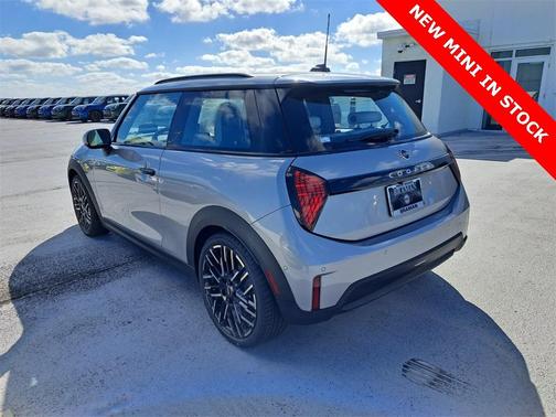 2025 MINI Hardtop Cooper