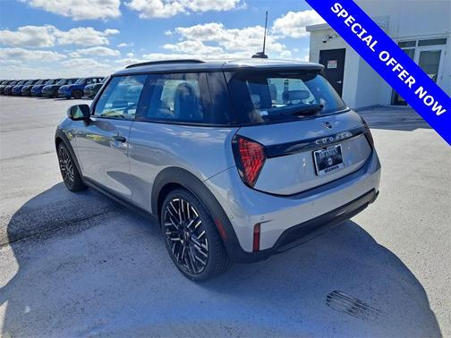 2025 MINI Hardtop Cooper