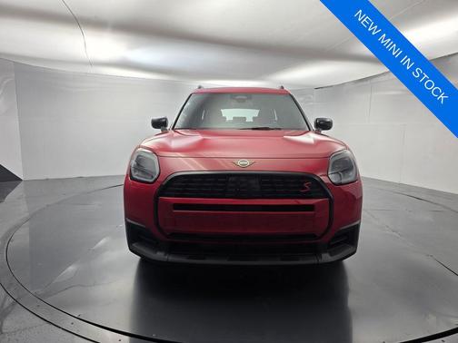 Chili Pepper Red 2027 MINI Countryman S
