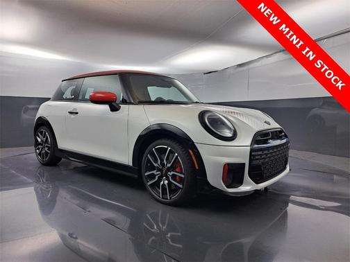 2025 MINI Hardtop JCW