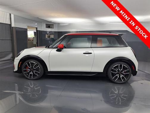 2025 MINI Hardtop JCW