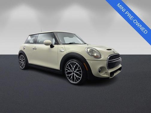 Pepper White 2017 MINI Hardtop Cooper S