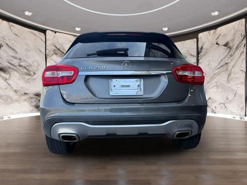 Gray 2019 Mercedes-Benz GLA 250 Base