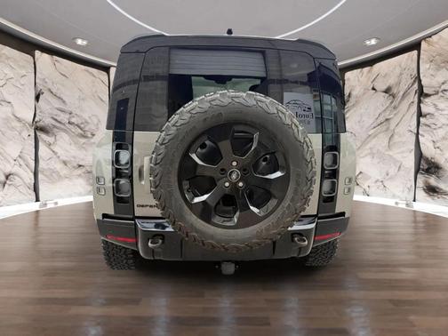 2022 Land Rover Defender 90 X