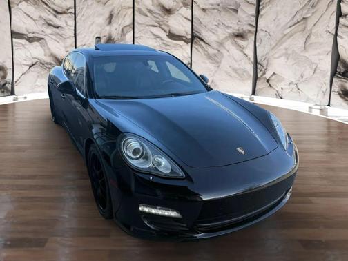 2013 Porsche Panamera 4