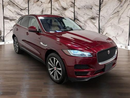 2017 Jaguar F-PACE 35t Prestige