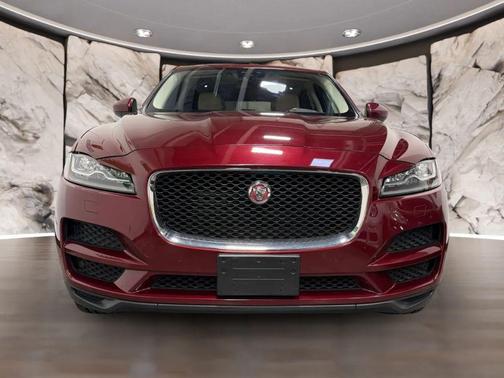 2017 Jaguar F-PACE 35t Prestige