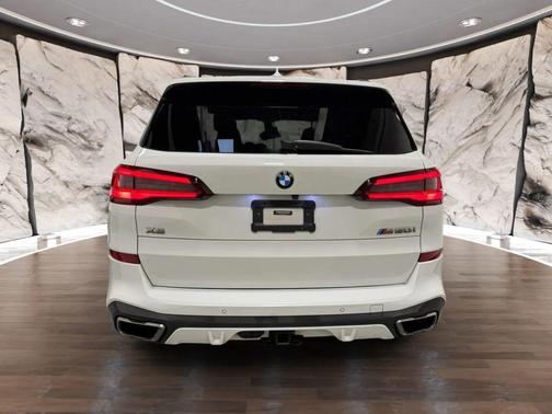 2020 BMW X5 M50i