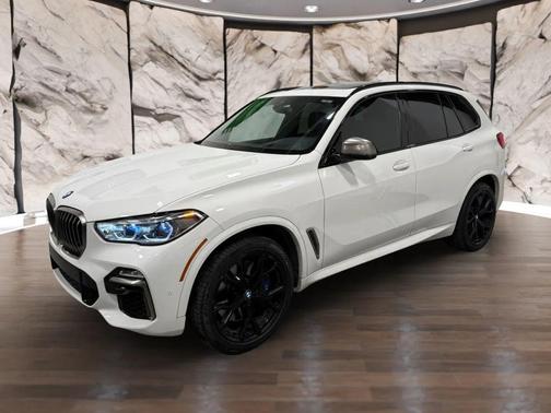 2020 BMW X5 M50i