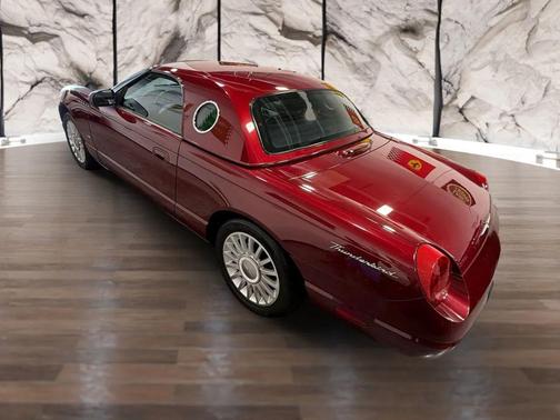 2004 Ford Thunderbird Base