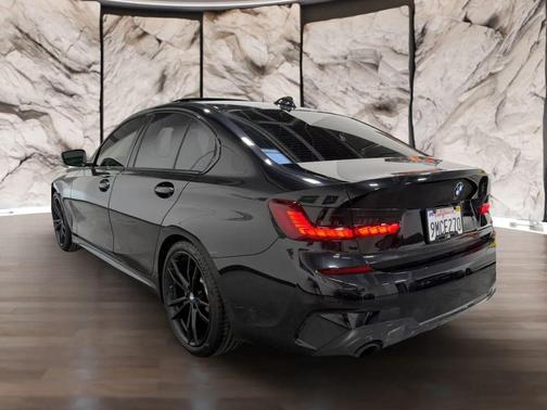 2021 BMW 330 Sedan 4D 330i 2.0L I4 Turbo