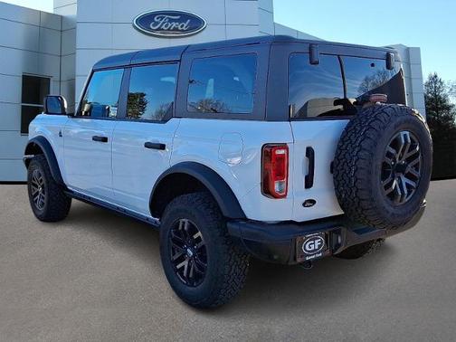 2023 Ford Bronco BLACK DIAMOND