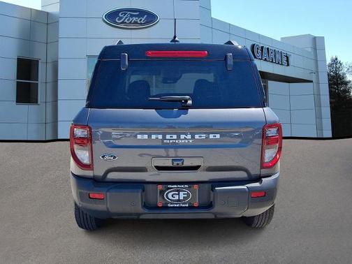 CARBONIZED GRAY METALLIC 2025 Ford Bronco Sport OUTER BANKS