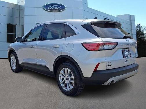 INGOT SILVER METALLIC 2020 Ford Escape SE