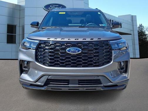 CARBONIZED GRAY METALLIC 2025 Ford Explorer ST-LINE