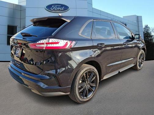 2022 Ford Edge ST-LINE