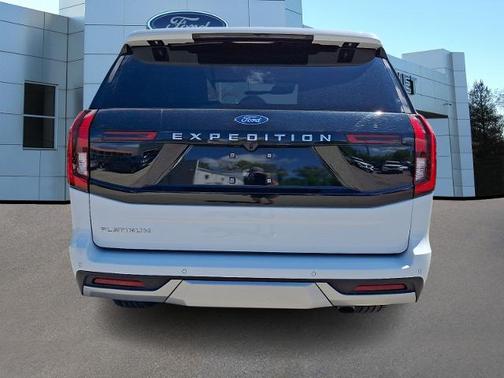 OXFORD WHITE 2025 Ford Expedition PLATINUM