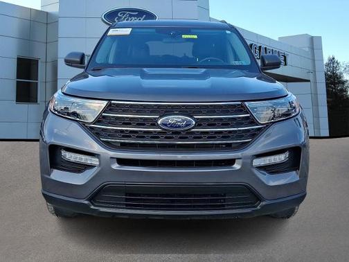 CARBONIZED GRAY METALLIC 2023 Ford Explorer XLT