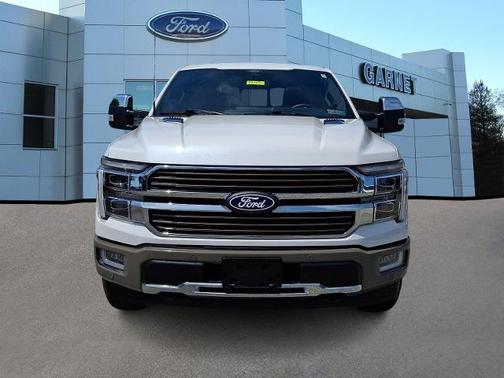 BLANC ASTRAL MÉT 3 COUCHES 2025 Ford F-150 KING RANCH