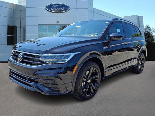 2023 Volkswagen Tiguan 2.0T SE R-LINE BLACK