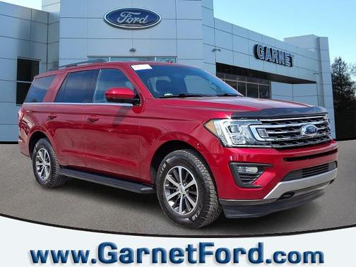 RUBY RED METALLIC TINTED CC 2018 Ford Expedition XLT