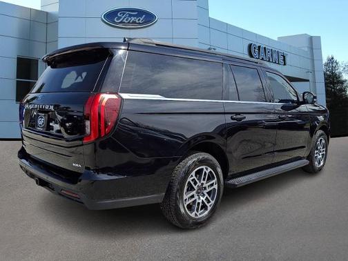 AGATE BLACK METALLIC 2025 Ford Expedition ACTIVE