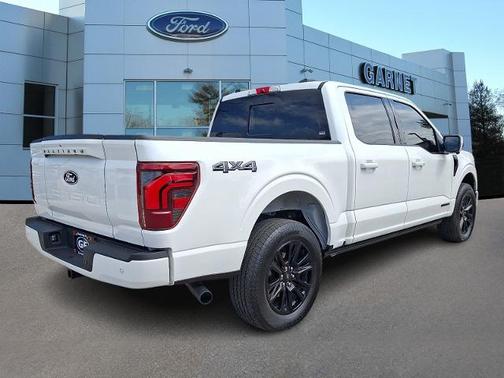 STAR WHITE METALLIC TRICOAT 2024 Ford F-150 PLATINUM