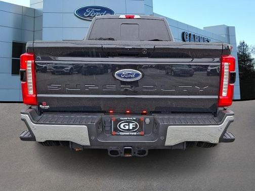 2023 Ford F-350 LARIAT SUPER DUTY