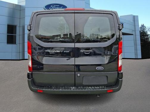 2023 Ford Transit-250 