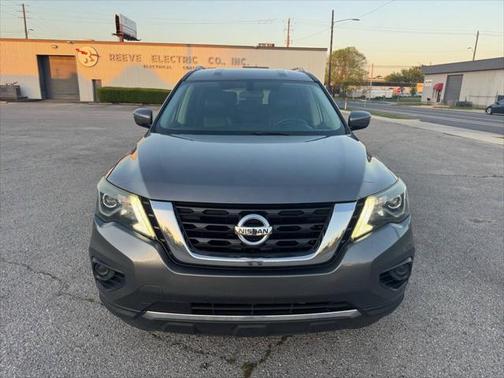 2017 Nissan Pathfinder SL