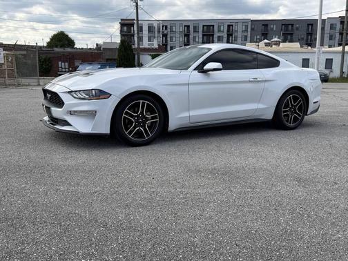 Oxford White 2020 Ford Mustang EcoBoost Premium