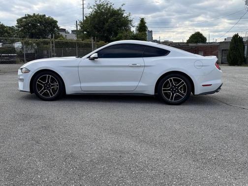 Oxford White 2020 Ford Mustang EcoBoost Premium
