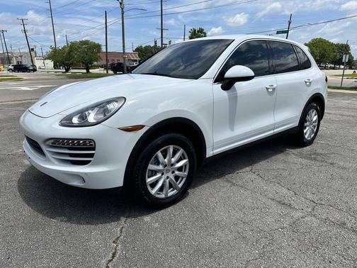 2013 Porsche Cayenne Cayenne