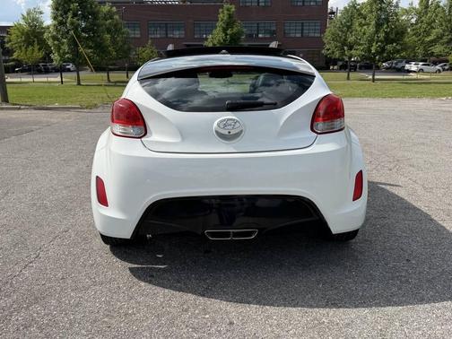 Century White 2014 Hyundai Veloster Base
