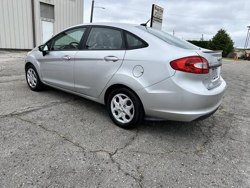 2013 Ford Fiesta SE