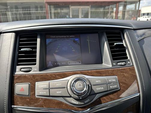 2016 INFINITI QX80 Base