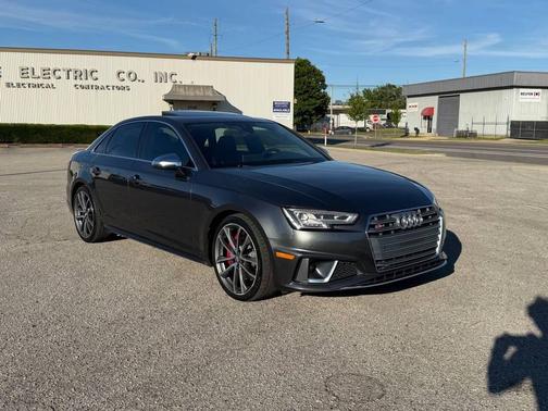 Daytona Gray Pearl Effect 2019 Audi S4 3.0T Premium