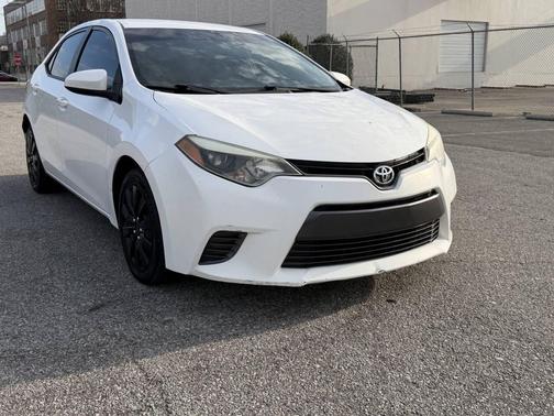 2016 Toyota Corolla LE Plus