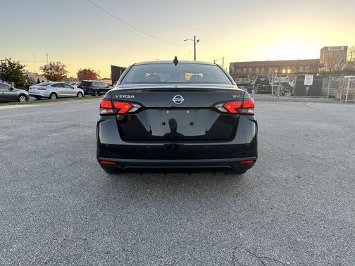 2021 Nissan Versa 1.6 SV
