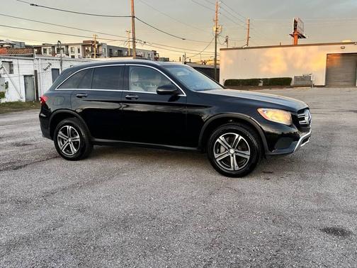 2016 Mercedes-Benz GLC 300 Base