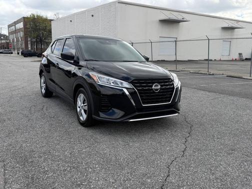 2021 Nissan Kicks S